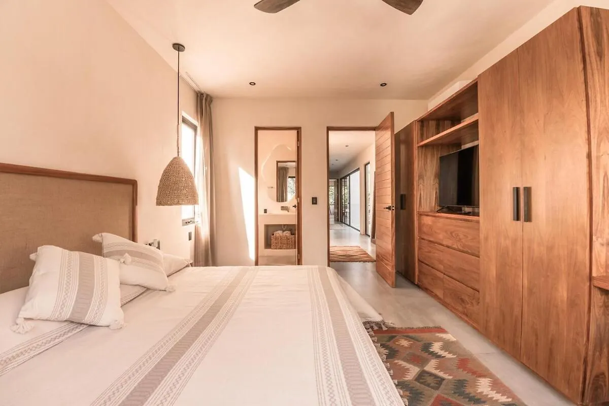 Villa With 2 Pools With Security Guard For 10 Guests Tulum Pueblo