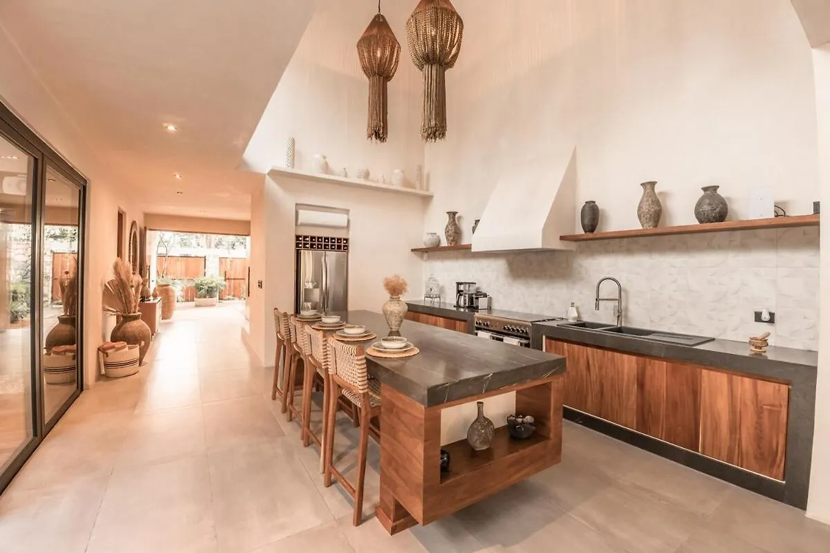 Villa With 2 Pools With Security Guard For 10 Guests Tulum Pueblo